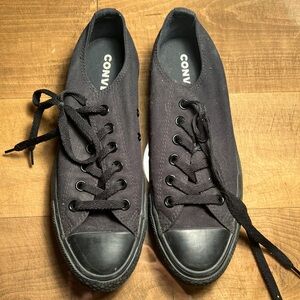 *SOLD* Converse Low Top Chucks